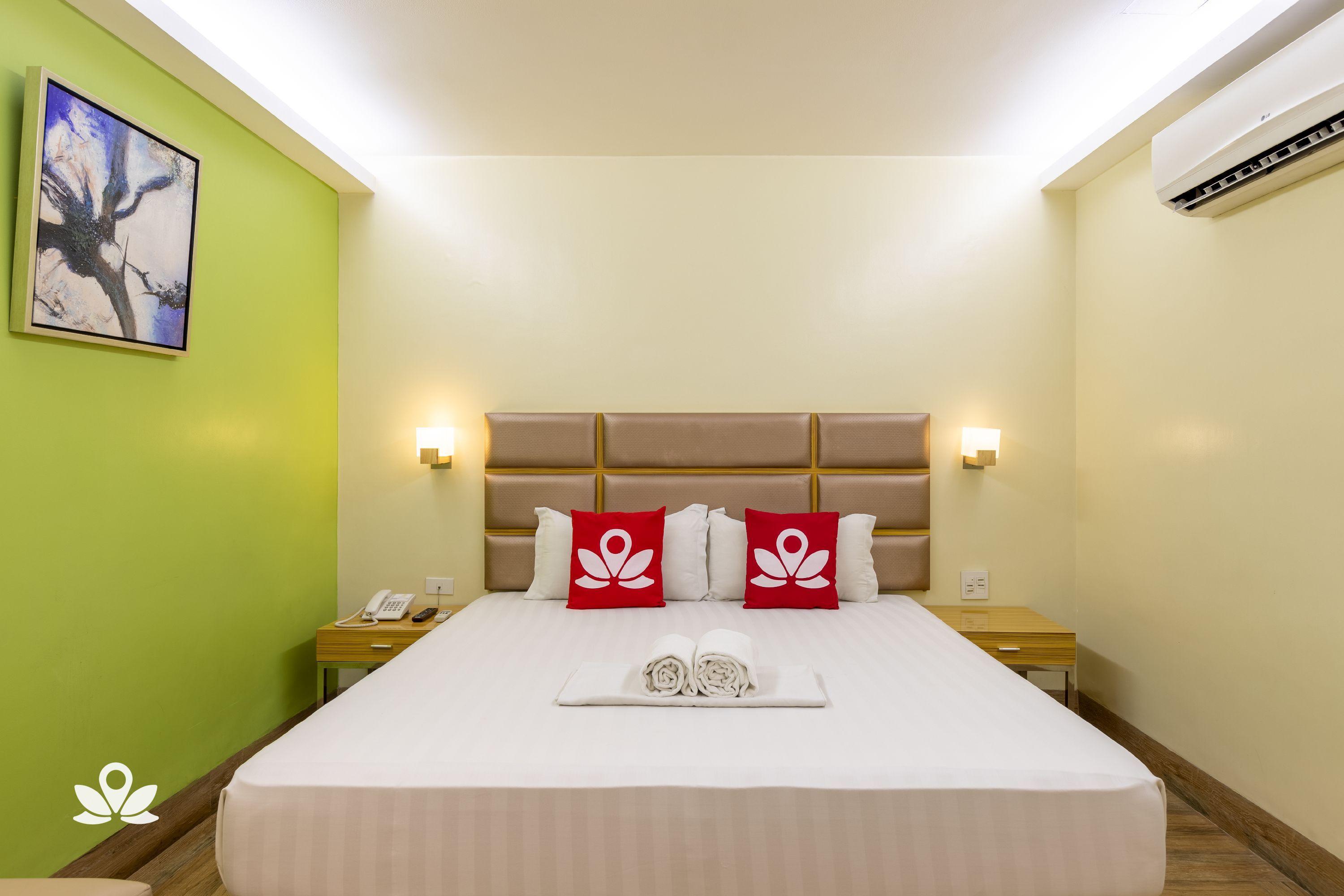 Sun Star Grand Hotel Манила Экстерьер фото