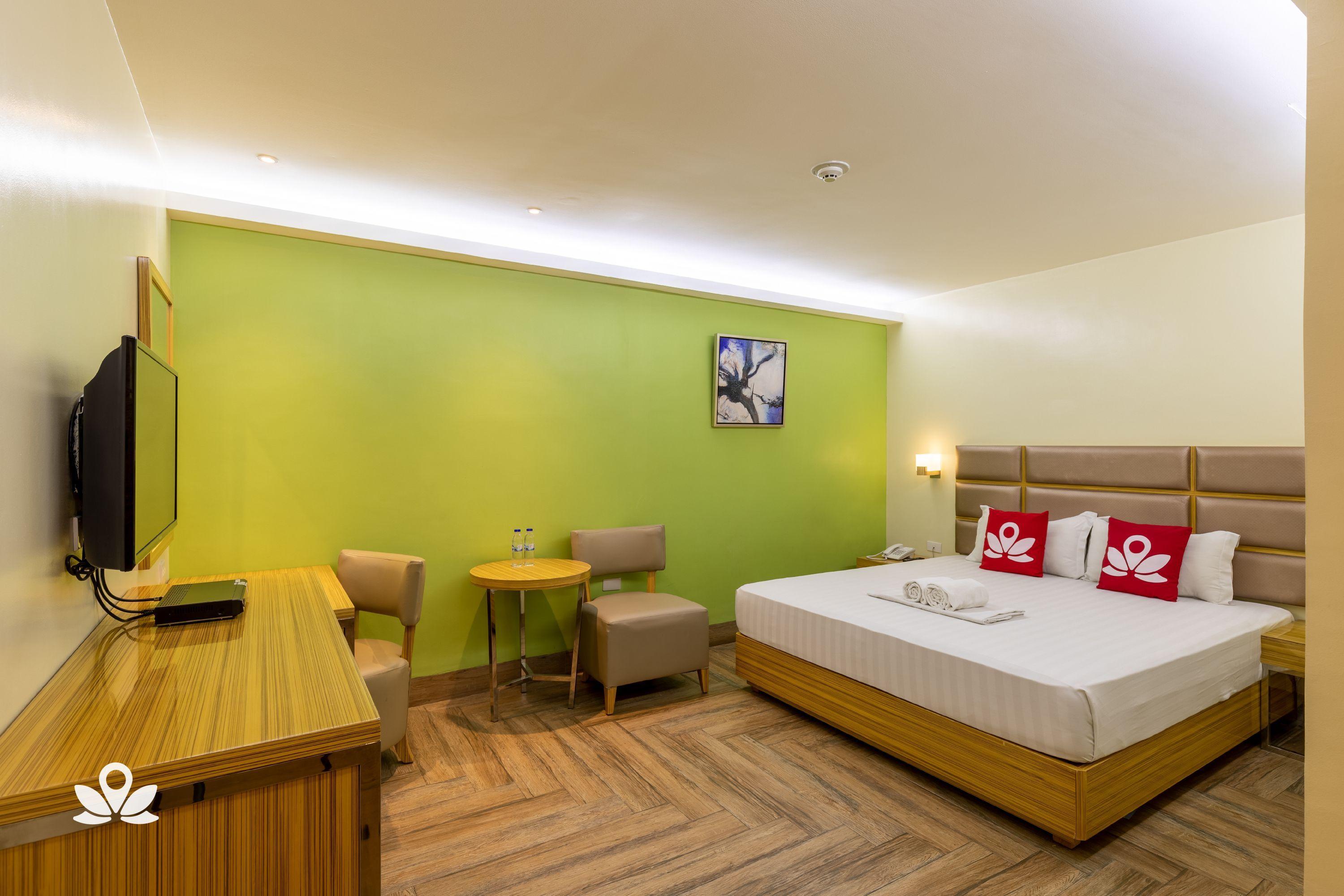 Sun Star Grand Hotel Манила Экстерьер фото